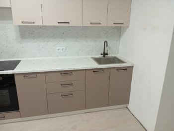 Кухонный гарнитур высокий Латте 3000 мм, Стол. 38 мм в Верхней Пышме - verhnyaya-pyshma.mebel-e96.ru